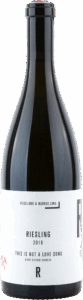 HM Lang | Krems | Riesling RSS “This is not a love song” Steingutamphore | 2018 | 750ml | bio
